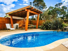 Redwood Oasis, Cowes